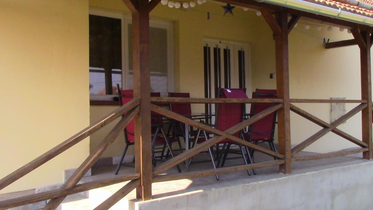 Öregakác Vendégház Tiszaladány Exterior foto
