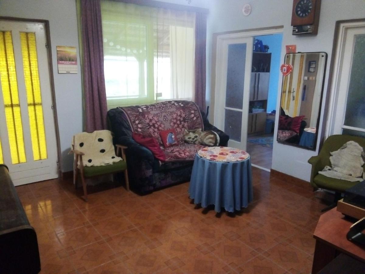 Öregakác Vendégház Tiszaladány Exterior foto